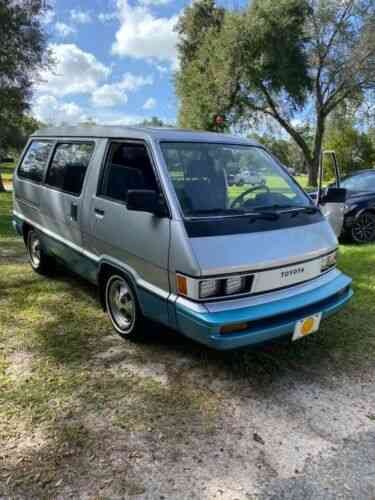 Toyota Van Van Blue Rwd Automatic Le (1984) Toyota Van: Used Classic Cars