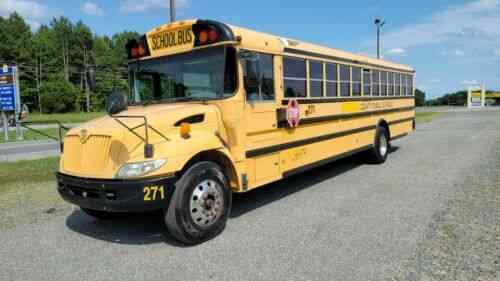 Dt466 6 Cylinder Turbo Diesel Bus! 71 Passenger 1 Owner: Vans, SUVs ...