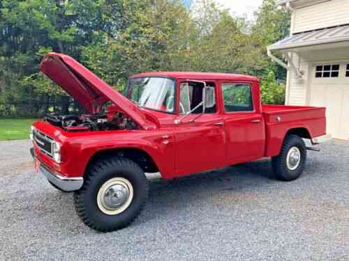 International Harvester Travelette 4x4 V8 (1963): Used Classic Cars