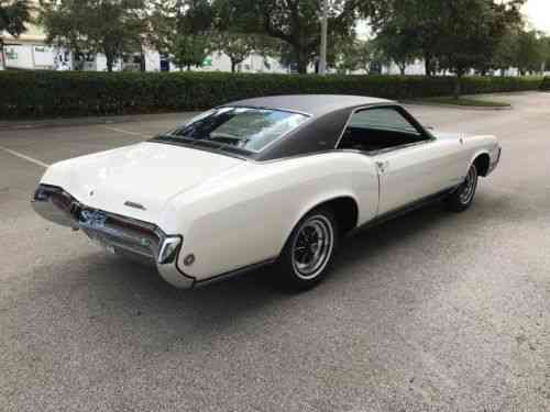 buick riviera gs 1968 32 000 miles exterior color white used classic cars buick riviera gs 1968 32 000 miles