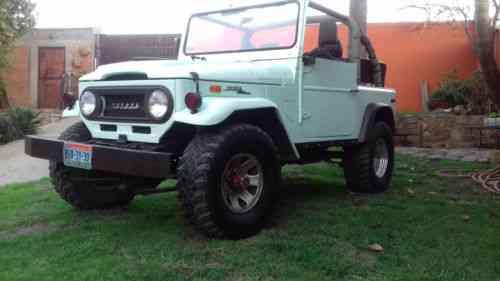 Toyota Land Cruiser Fj40 1970 The Vehicle Runs And Drives Used Classic Cars