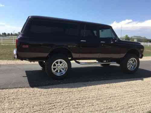 Chevrolet Suburban 3 Door 1972