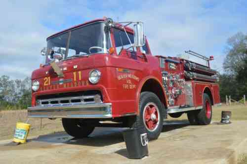 ford-american lafrance fire truck
