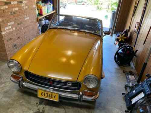 Mg Midget + Extra Engine, Gearbox, And Spares (1972) *: Used Classic Cars