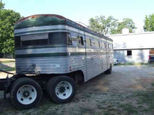 Streamliner (1976) Streamliner 9 Horse Trailer 9: Vans, SUVs, and ...