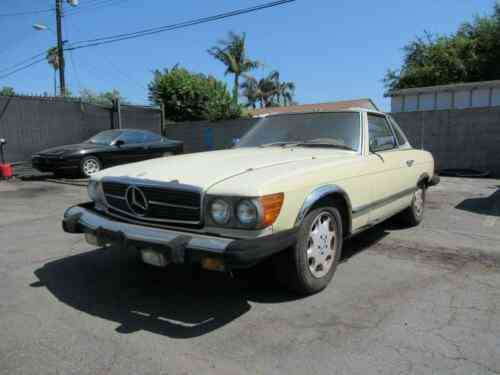 Yellow Calipers Side Panel Hood Tips Door Handles Mb Logos Used Classic Cars