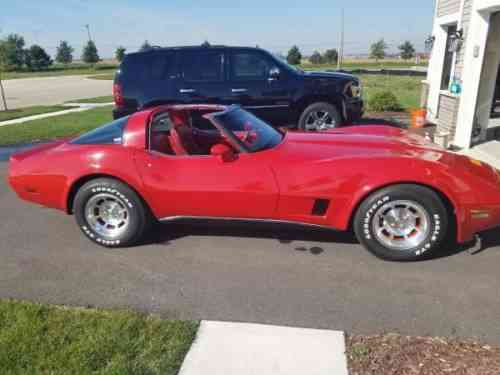 Chevrolet Corvette Base Coupe 2 Door 1980