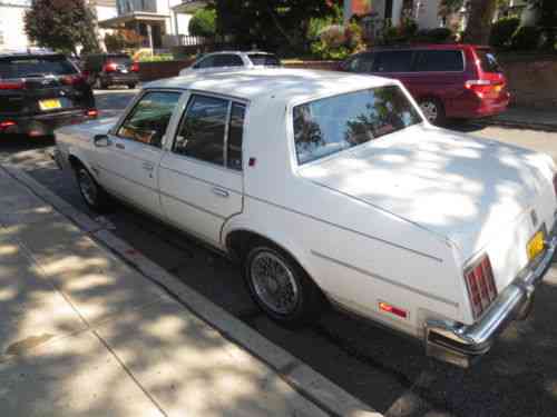 oldsmobile cutlass 1982 oldsmobile cutlass supreme brougham used classic cars oldsmobile cutlass supreme brougham