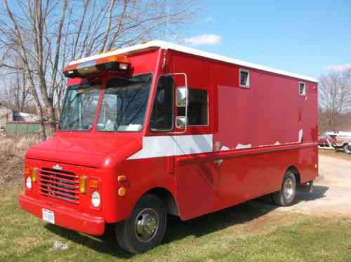 Chevrolet Grumman P30 (1983) Chevy 6 2 Diesel Low Miles: Vans, SUVs ...