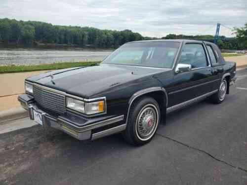 cadillac coupe deville 1987 i am selling my cadillac coupe used classic cars cadillac coupe deville 1987 i am