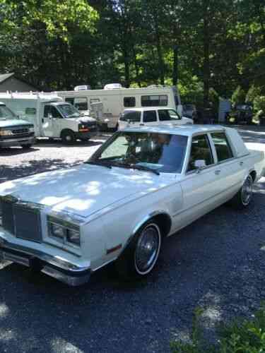 Classic 1987 Chrysler 5th Avenue This Classic Runs Used Classic Cars 8467