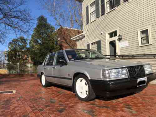 Volvo 740 Gle (1990) 740 Gle 5 -speed 16 Valve Sedan: Used Classic Cars