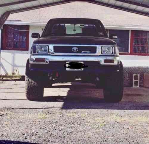 Toyota Other (1992) Toyota Pickup 4x4 -brembo Rotors: Used Classic Cars