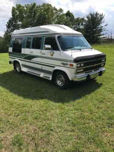 Chevrolet G20 Van Midwest Vans Conversion (1993): Used Classic Cars