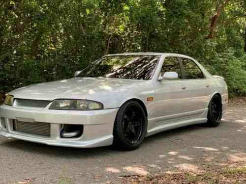 Nissan Skyline R33 Gts T Sedan 5 Speed Manual Transmission Used Classic Cars