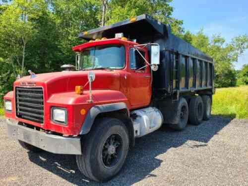 Mack Rd688r Tri Axle Dump Truck (1996) Mack Rd 688r Tri: Vans, SUVs ...