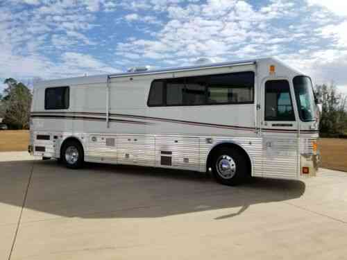 35' Eagle Custom Coach Conversion (silver Eagle Bus): Vans, SUVs, and ...