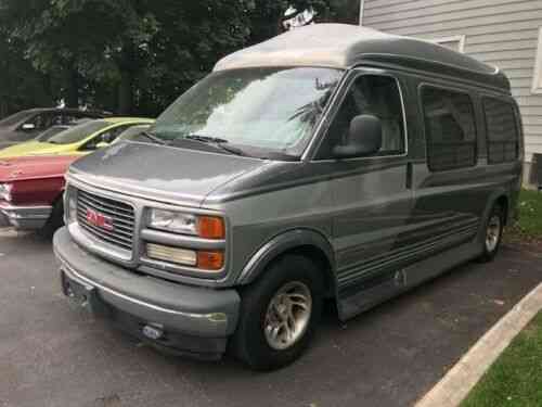 1998 gmc savana cargo van