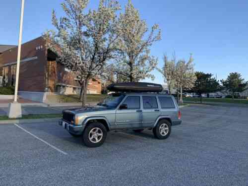 Jeep Cherokee Suv Blue 4wd Automatic Sport Classic Xj 1998 Used Classic Cars