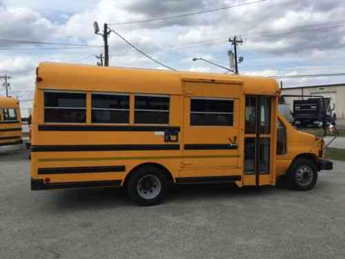 Ford Ford E350 Wheelchair Bus 7 3l Diesel 132 394 Miles: Vans, SUVs ...