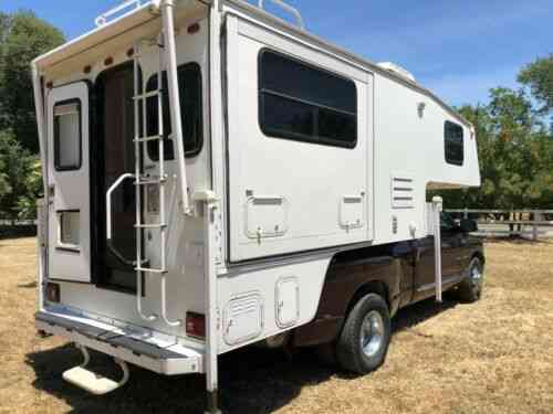 11. 5 Ft. Arctic Fox (2000) The Camper Is A 11 5 Ft: Vans, SUVs, and