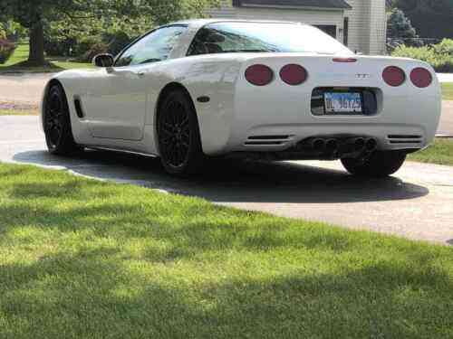 chevrolet c5 corvette hatchback white rwd manual base z51 used classic cars chevrolet c5 corvette hatchback white