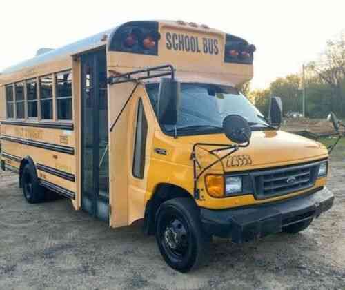 Ford E450 School Bus 7. 3l Powerstroke (2003) Ford: Vans, SUVs, and ...