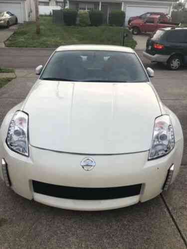 nissan 350z 2003 white