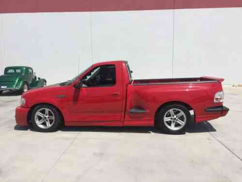 Ford F 150 Lightning Truck 2004