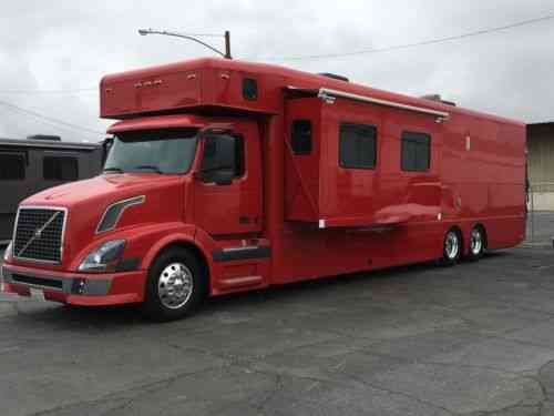 Showhauler (2005) Showhauler Toterhome Volvo Chassis 13: Vans, SUVs ...