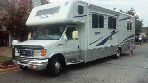 Holiday Rambler Atlantis (2006) Very Nice Motorhome: Vans, SUVs, and ...