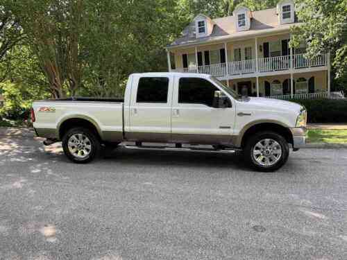 Ford F-250 Super Duty Pickup White 4wd Automatic Super: Used Classic Cars