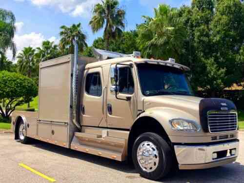 Freightliner M2 Sport Chassis 330hp “only 13k Original: Used Classic Cars