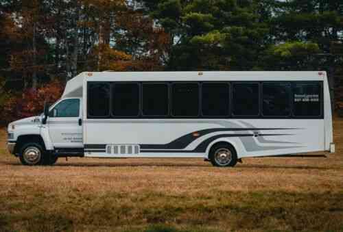 Gmc 5550 Limo Party Bus (2007) All Service Records: Vans, SUVs, and ...