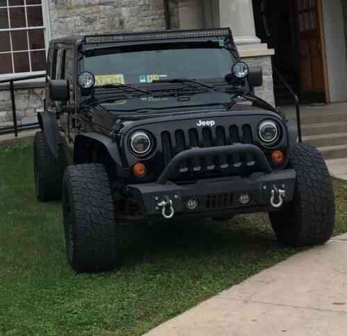 Jeep Wrangler Unlimited Upgraded Must See (2007): Used Classic Cars