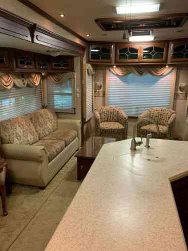 Kz Escalade Fifth Wheel Rv (2007) Just Returned From A: Vans, SUVs, and ...