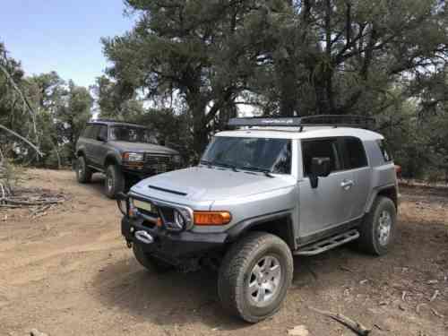 Toyota Fj Cruiser 2007 Fj Cruiser 4x4 Auto Trans Titanium Used