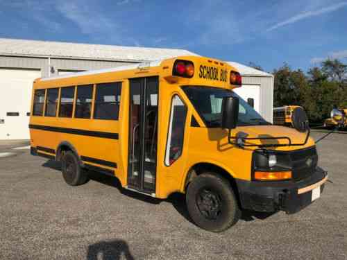 Chevy Girardin Mini School Bus (2008) Chevy Girardin: Vans, SUVs, and ...