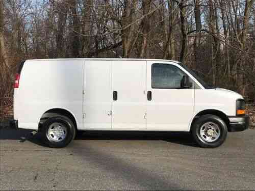 chevy express 2500 cargo van