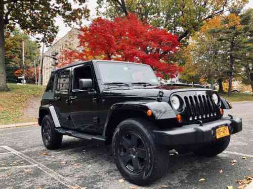 Jeep Wrangler Black 2010