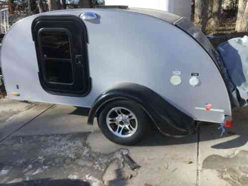 Little Guy Silver Shadow Teardrop Trailer / Camper: Vans, SUVs, and ...