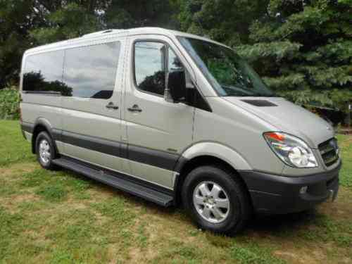 mercedes benz handicap van