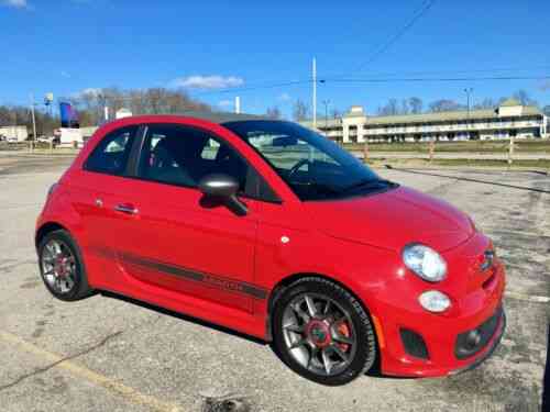 Fiat 500 Abarth Cabrio 1 4l 2013 This Is An Immaculately Used Classic Cars