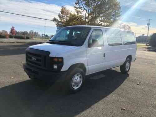 Ford E-250 10 Passenger Van School Bus/day Care Van: Used Classic Cars