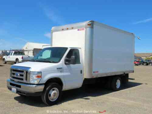 Ford E 350 Super Duty 13 Box Truck Van 5 4l V8 Automatic A C Used Classic Cars