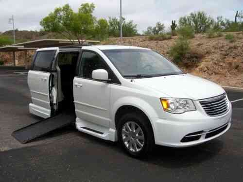 Chrysler Town & Country Lx Wheelchair Handicap Mobility: Used Classic Cars