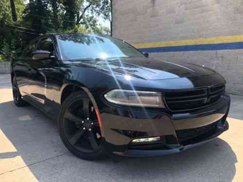 2016 dodge hemi charger