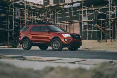 2016 ford explorer sport lift kit