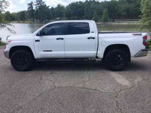 Toyota Tundra Tss Off-road 4wd (2016) Very Nice And: Used Classic Cars