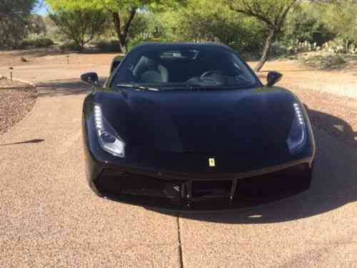 Ferrari 488 Spider Base Convertible 2 Door 2017